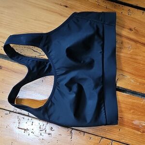 Athleta Hustle II  Sports Bra Size 34 B/C
